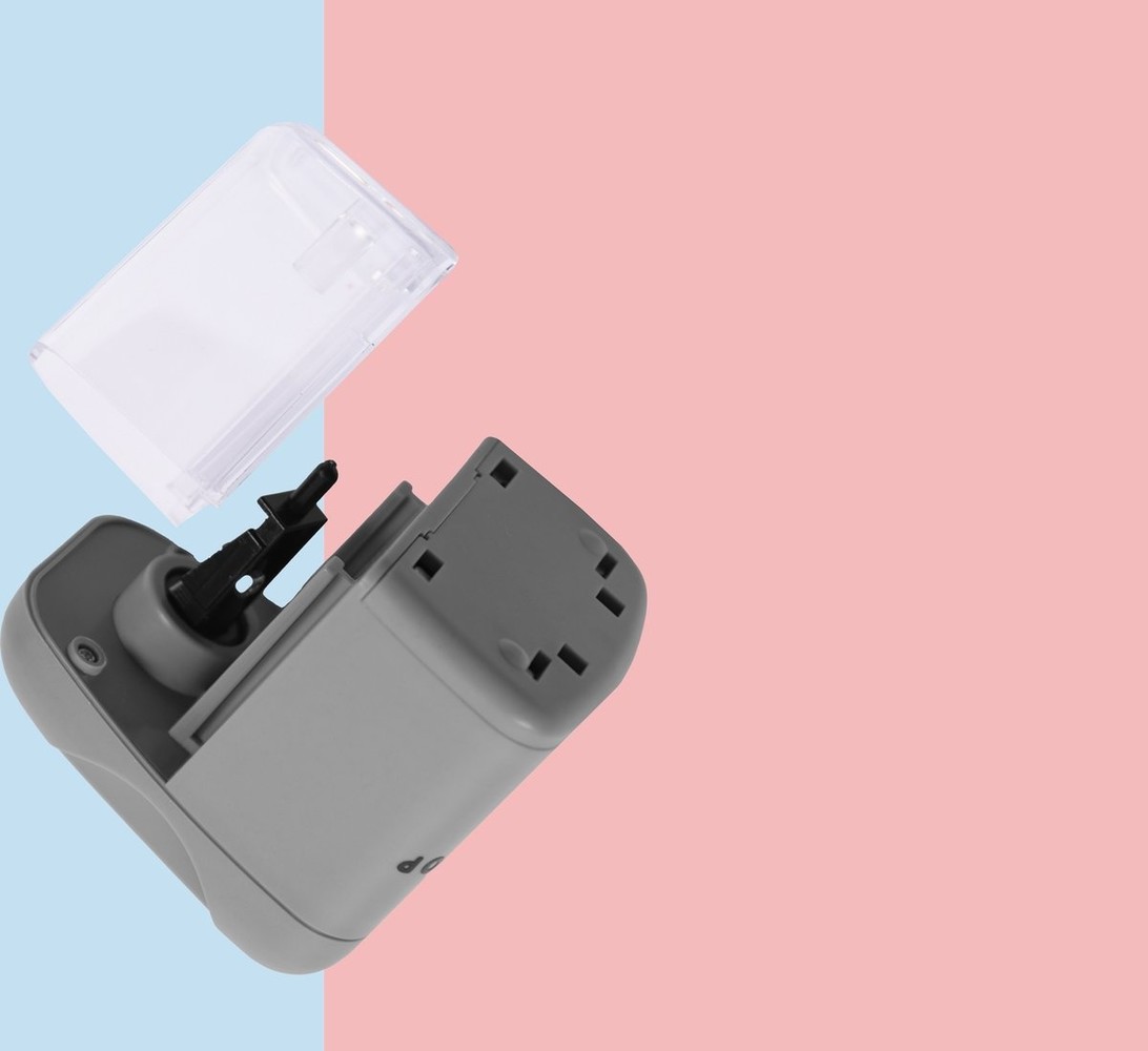 Discountershop Elektrische Puntenslijper Potloodslijper 4xAA batterijen