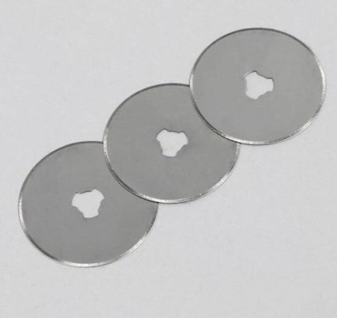 Discountershop Reservemes voor rolmes, Ø 45 mm, 3 st - Rolmes 3 stuks Reservemes Rolmes 45 Mm Staal – Stofschaar – Stof Snijder Roller – Rolmes 45 mm – Comfort – Rolmes stof – Naaien – Naaiset – Rolmes Voor Stof – Rolmessen – Snijmes