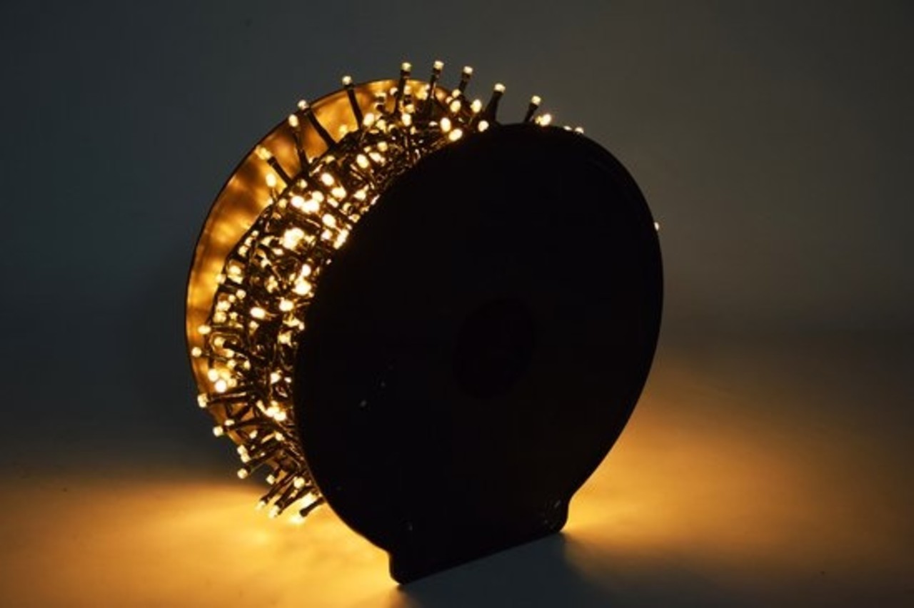 Discountershop Kerstverlichting buiten - 25 meter 1250 LED - EXTRA Warm Wit - Lichtsnoer Nano Koperdraad - IP44 Stekker met timerfunctie - Kerstboomverlichting - geschikt voor binnen en buiten - kerstverlichting led Discountershop Kerstverlichting buiten - 25 meter 1250 LED - EXTRA Warm Wit - Lichtsnoer Nano Koperdraad - IP44 Stekker met timerfunctie - Kerstboomverlichting - geschikt voor binnen en buiten - kerstverlichting led