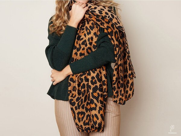 Bicky Bernard Long warm winter leopard panther leopard print ladies scarf brown 90 x 180 cm - scarf is perfect for spring / autumn Bicky Bernard Long warm winter leopard panther leopard print ladies scarf brown 90 x 180 cm - scarf is perfect for spring / autumn
