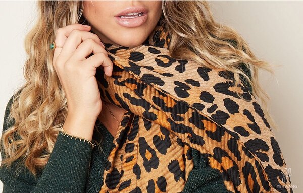 Bicky Bernard Long warm winter leopard panther leopard print ladies scarf brown 90 x 180 cm - scarf is perfect for spring / autumn Bicky Bernard Long warm winter leopard panther leopard print ladies scarf brown 90 x 180 cm - scarf is perfect for spring / autumn
