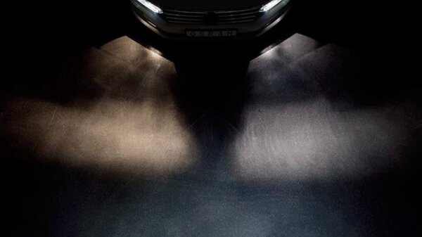 Grundig Voltage Automotive H7 Headlight Bulb Blue Eagle Brighter Upgrade for High Beam Low Beam Driving Fog Lamp (Pair)- H7 Car Bulbs - H7 - 12V 55W - 4 Piece | Blue Grundig Voltage Automotive H7 Headlight Bulb Blue Eagle Brighter Upgrade for High Beam Low Beam Driving Fog Lamp (Pair)- H7 Car Bulbs - H7 - 12V 55W - 4 Piece | Blue