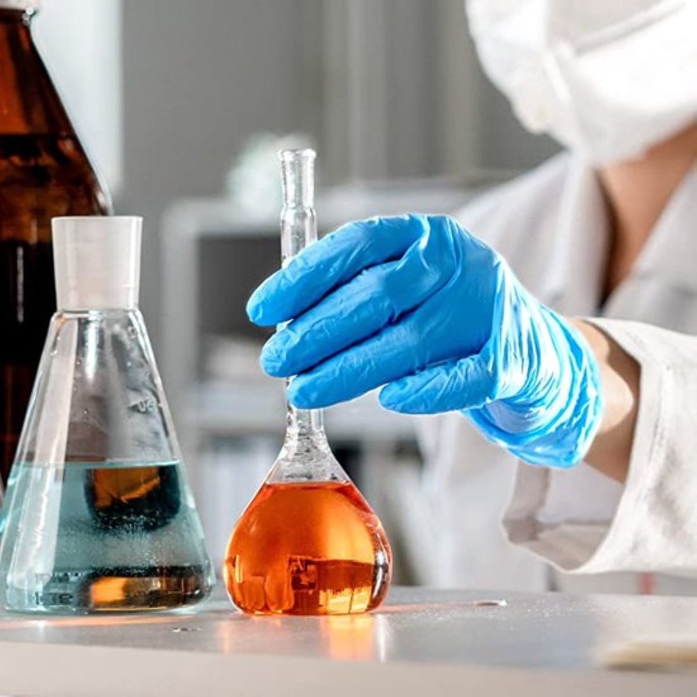 Discountershop Nitril Synthetische Vinyl Onderzoekshandschoenen - Poedervrij & Latexvrij - Wegwerphandschoenen voor Medisch Gebruik, Voedselbereiding & Reiniging - Maat M - 200 Stuks Discountershop Nitril Synthetische Vinyl Onderzoekshandschoenen - Poedervrij & Latexvrij - Wegwerphandschoenen voor Medisch Gebruik, Voedselbereiding & Reiniging - Maat M - 200 Stuks