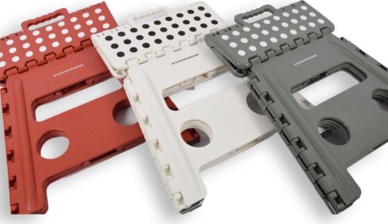 Discountershop Step stool Max. loadable weight 100 KG Step stool - step / step red with anti-slip - 100 kg - surface 29 x 22 cm