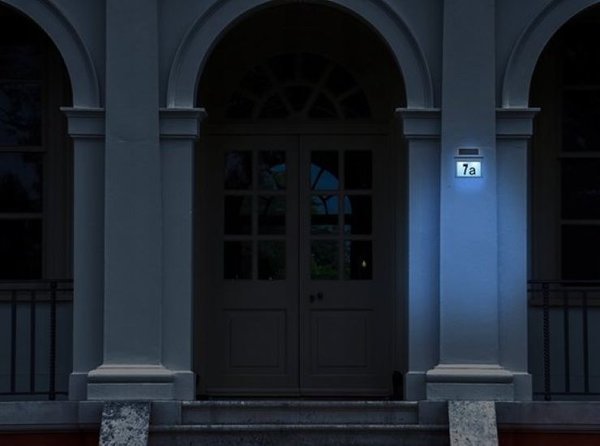 Discountershop RVS Huisnummer Verlichting Solar - LED Huisnummerbord Zonne Energie 1/2/3/4/5/6/7/8/9/0 Discountershop RVS Huisnummer Verlichting Solar - LED Huisnummerbord Zonne Energie 1/2/3/4/5/6/7/8/9/0