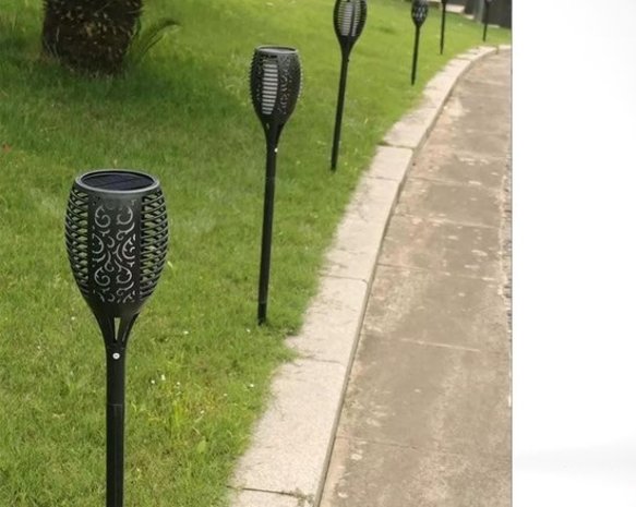 Grundig Solarlamp LED vlam 12 lampjes - elektrische fakkel solar LED 48 cm kunststof oranje/zwart - Solar tuinlampen pilaar/paal op zonne-energie - tuinverlichting - Solar LED Tuinverlichting - Tuindecoratie