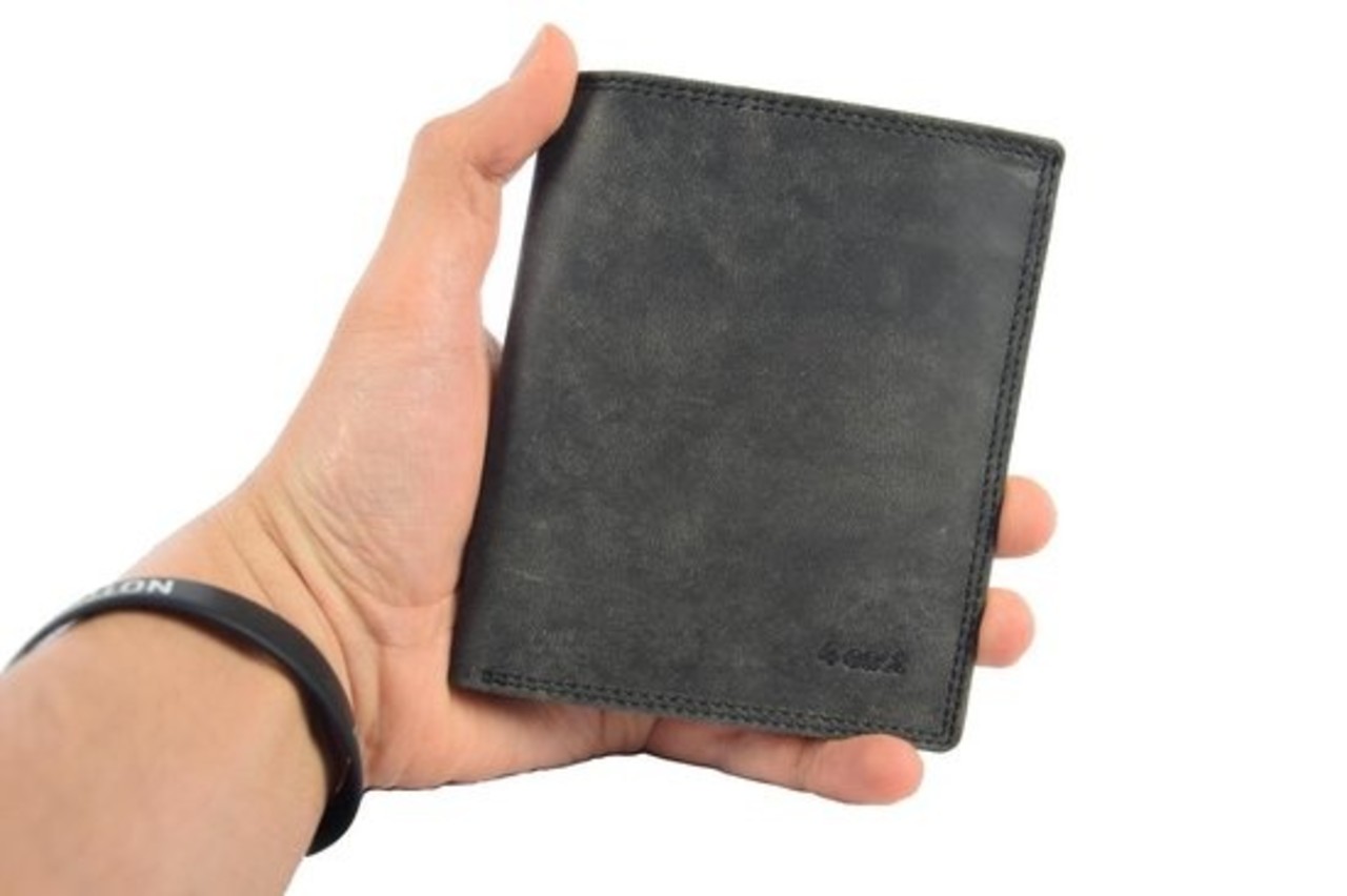 4 East Pure Leather Wallet with Coin Pocket - RFID Technology - 4East Black Men's Wallet with 14 Creditcard Slots 4 East Pure Leather Wallet with Coin Pocket - RFID Technology - 4East Black Men's Wallet with 14 Creditcard Slots