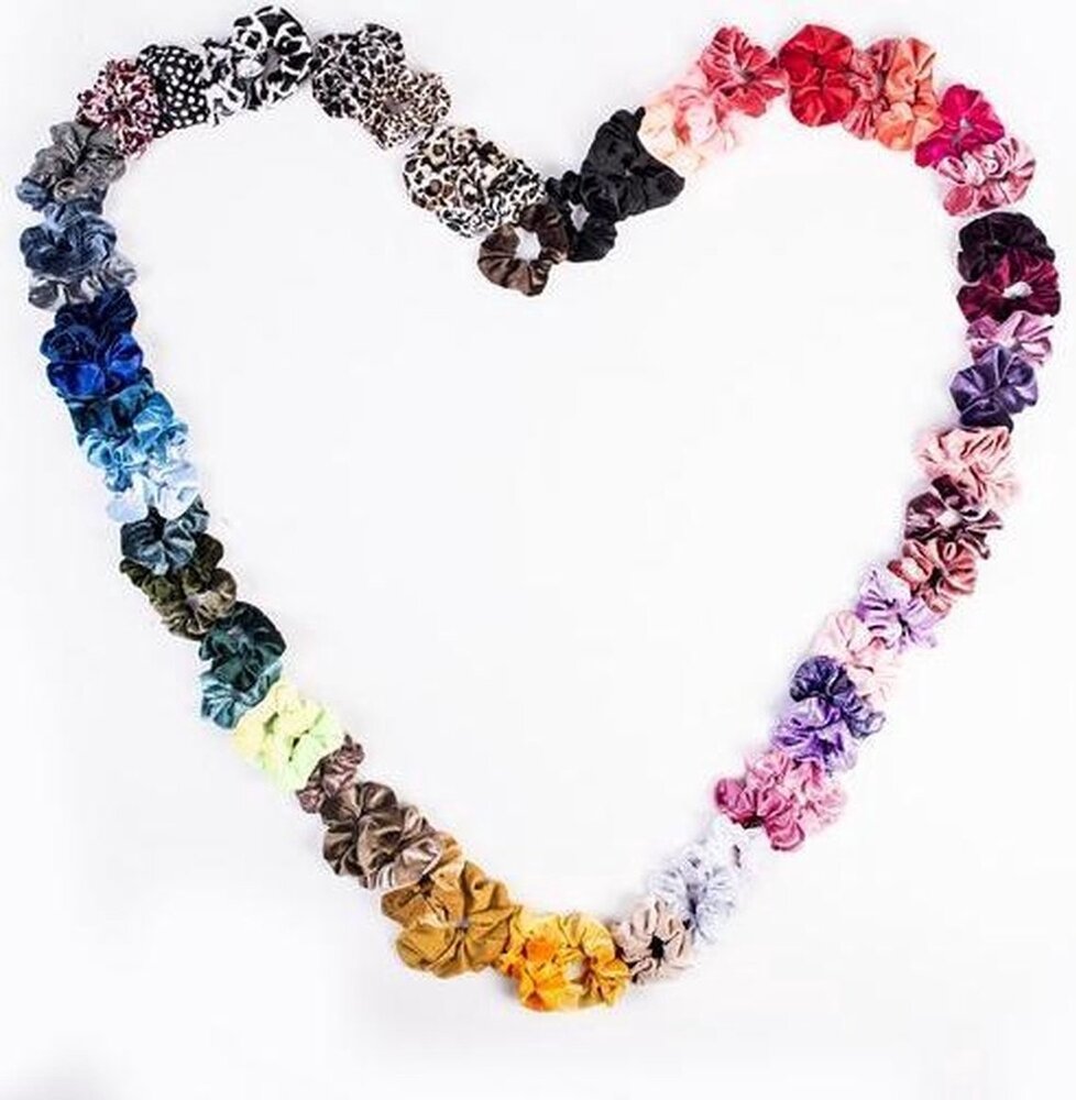 Merkloos Hair elastic - Musthave Hair accessory Scrunche Pack - Luxury quality - Rubber band - Elastic - Hair wokkel - Hair care - Hair ties - Hair wrap Scrunchies plush fabric pack Hair accessory Women - 6 pieces Natural Colors Hair wokkel Merkloos Hair elastic - Musthave Hair accessory Scrunche Pack - Luxury quality - Rubber band - Elastic - Hair wokkel - Hair care - Hair ties - Hair wrap Scrunchies plush fabric pack Hair accessory Women - 6 pieces Natural Colors Hair wokkel