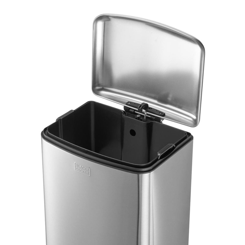 Black+Decker BLACK+DECKER pedal bin - 30L - stainless steel - soft close - separate inner bucket Black+Decker BLACK+DECKER pedal bin - 30L - stainless steel - soft close - separate inner bucket