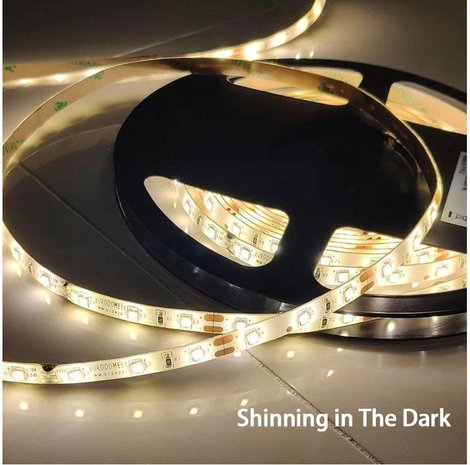 Merkloos 5M LED strip - Warm white - Dimmable - 300 LED - With Adapter Merkloos 5M LED strip - Warm white - Dimmable - 300 LED - With Adapter