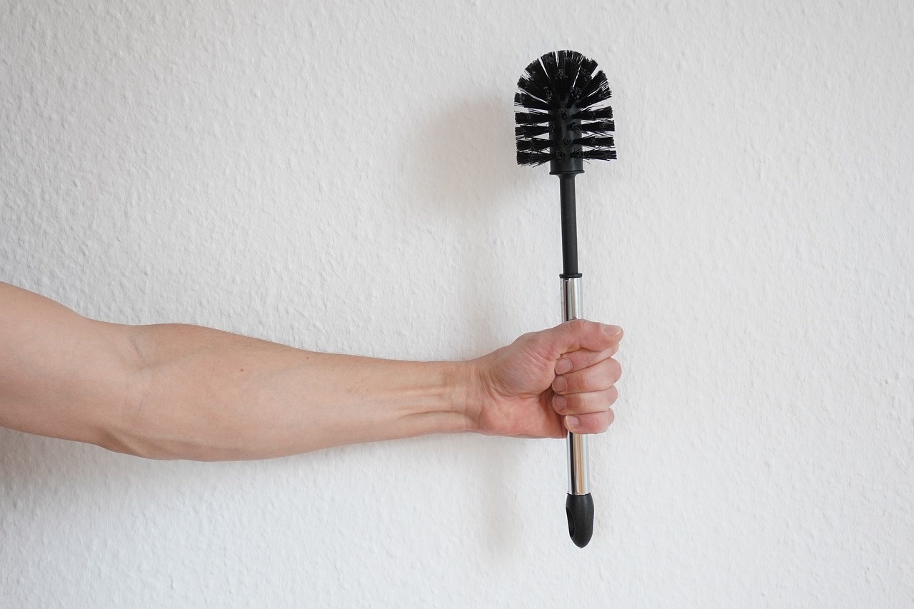 The Ultimate Guide to the Best Toilet Brushes for a Hygienic Home