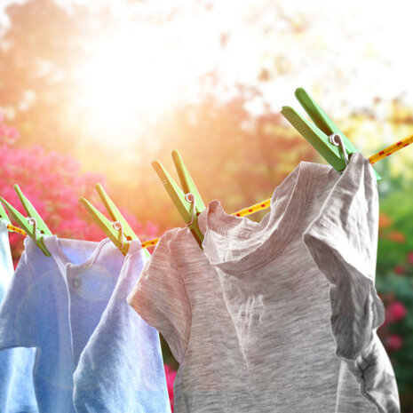 Discountershop Duurzame Elastische Spinbinder Fiets - Multikleurige Bagagebinder van 80 cm met 2 Haken - 1cmx5 cm Discountershop Duurzame Elastische Spinbinder Fiets - Multikleurige Bagagebinder van 80 cm met 2 Haken - 1cmx5 cm