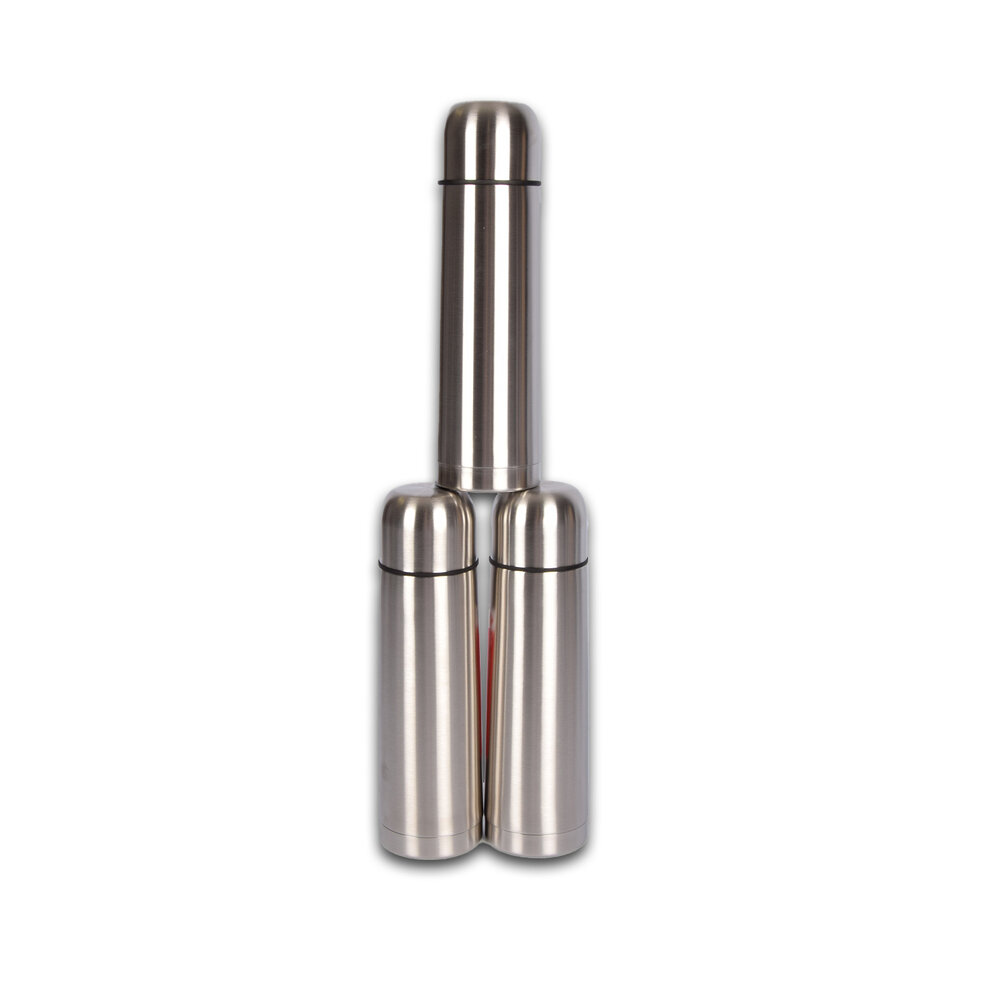 Discountershop Set of 3 Stainless Steel Thermos Flasks 750 ml - Double-walled Insulation Bottles with Lid - Thermos for Outdoor Activities Discountershop Set of 3 Stainless Steel Thermos Flasks 750 ml - Double-walled Insulation Bottles with Lid - Thermos for Outdoor Activities