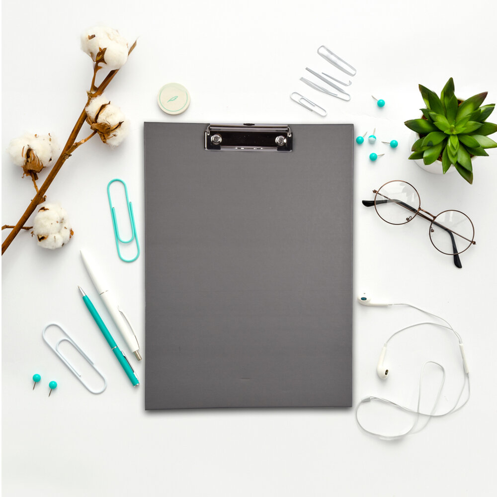 Discountershop Practical Plastic Clipboard A4 | Ideal for Drawings | Lightweight | 23.50x1.60x32 cm