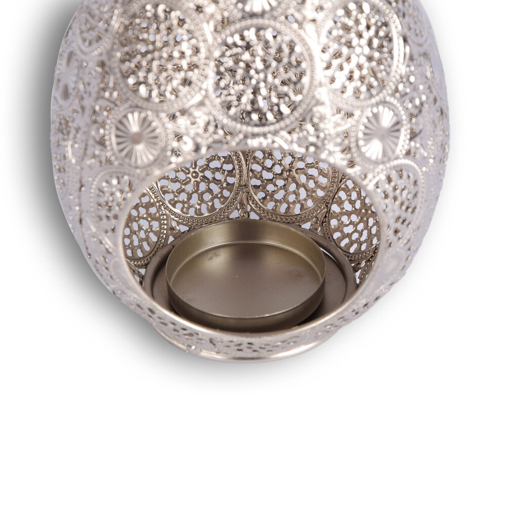 Discountershop Waxinelichthouders | Kaarsenhouders | Metalen | Kandelaar | zilverige | Theelichthouder | Lantaarn | 22cm*17.5cm Discountershop Waxinelichthouders | Kaarsenhouders | Metalen | Kandelaar | zilverige | Theelichthouder | Lantaarn | 22cm*17.5cm