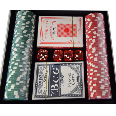 Discountershop Poker set | Poker chips | poker | with aluminum case | With 5 dice | 100 poker chips Discountershop Poker set | Poker chips | poker | with aluminum case | With 5 dice | 100 poker chips