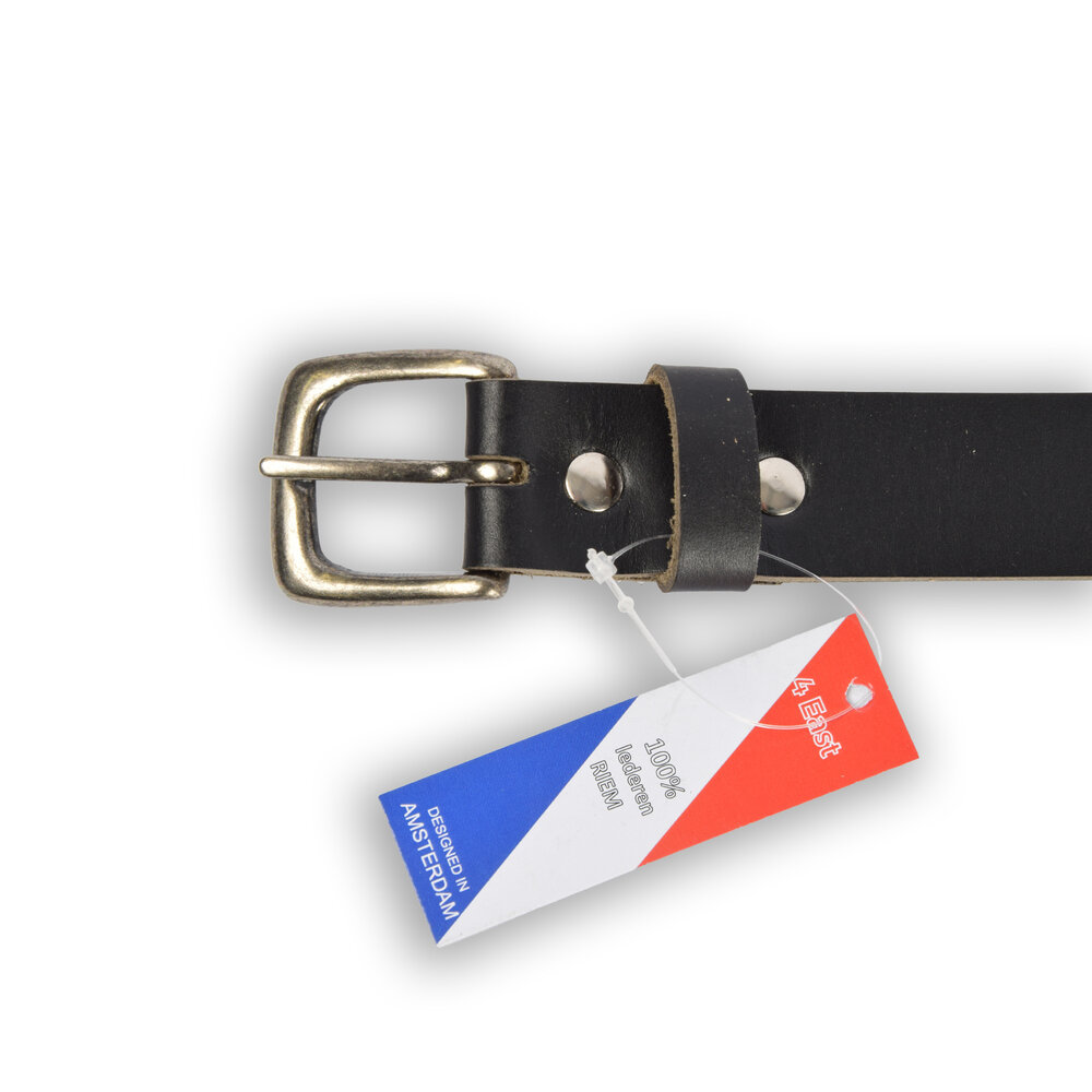 4 East 4East Unisex 100% Echt buffelleer Riem - zwart Broekriem - Maat 105 - Verstelbaar - 5 Gaten - Totale Lengte 121cm - Voor Dames en Heren 4 East 4East Unisex 100% Echt buffelleer Riem - zwart Broekriem - Maat 105 - Verstelbaar - 5 Gaten - Totale Lengte 121cm - Voor Dames en Heren