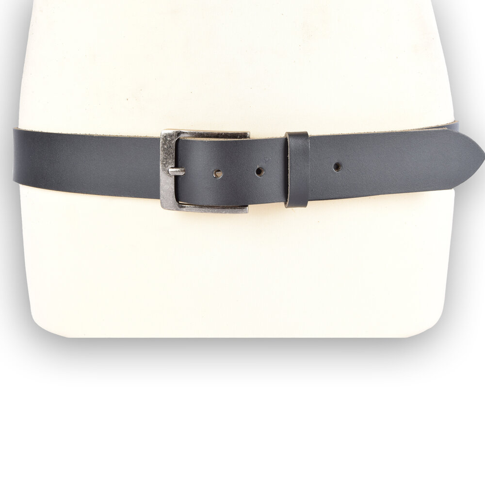 4 East 4East Unisex 100% Echt buffelleer Riem - zwarte  Broekriem - Maat 95 - Verstelbaar - 5 Gaten - Totale Lengte 101cm - Voor Dames en Heren - 4cm Breedte Broekriem 4 East 4East Unisex 100% Echt buffelleer Riem - zwarte  Broekriem - Maat 95 - Verstelbaar - 5 Gaten - Totale Lengte 101cm - Voor Dames en Heren - 4cm Breedte Broekriem