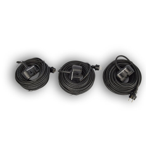 Discountershop 3x Robust Rubber Extension Cable with 2 sockets – cable - 3G1.5MM² - Black - Max 3500 Watt, 20m Cable length - IP44 - water resistant - 230V Discountershop 3x Robust Rubber Extension Cable with 2 sockets – cable - 3G1.5MM² - Black - Max 3500 Watt, 20m Cable length - IP44 - water resistant - 230V