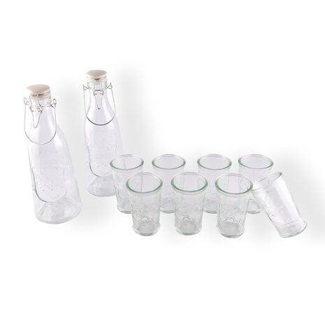 Discountershop Elegant Glass Carafe and Drinking Glass Set: 2 Carafes of 1 Liter and 8 Glasses of 250ml Discountershop Elegant Glass Carafe and Drinking Glass Set: 2 Carafes of 1 Liter and 8 Glasses of 250ml