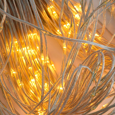 Discountershop Magische Kerstverlichting - Extra Warm Wit - 400 LED - 8 Functies - Geschikt voor Binnen en Buiten - Gordijnlampen - 3.6W