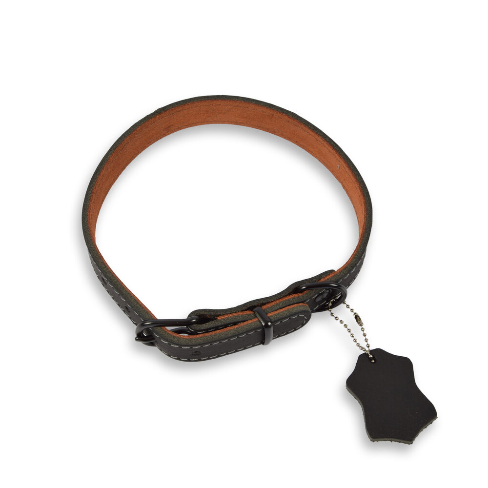 Discountershop Black Adjustable Leather Collar for Dogs and Cats - Size M - 2cm Wide Discountershop Black Adjustable Leather Collar for Dogs and Cats - Size M - 2cm Wide