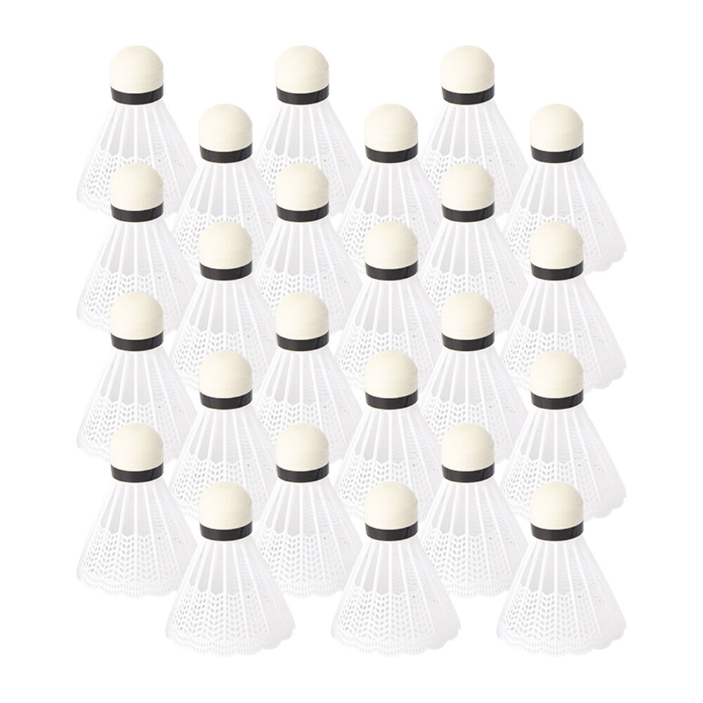 Discountershop Badmintonset voor 16 personen met 16 gele aluminium rackets, 24 bioplastic shuttles en opbergtassen voor school en groepsactiviteiten Discountershop Badmintonset voor 16 personen met 16 gele aluminium rackets, 24 bioplastic shuttles en opbergtassen voor school en groepsactiviteiten