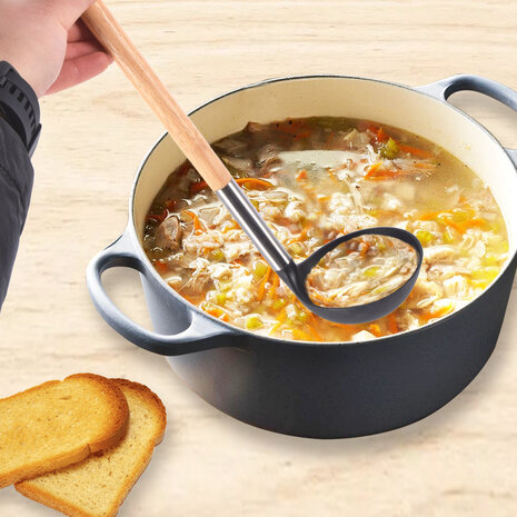 Discountershop Soeplepel | Opscheplepel | Zilver & Zwart | Keukengerei | hout, RVS, nylon | Sauslepel | 31.5cm*9cm Discountershop Soeplepel | Opscheplepel | Zilver & Zwart | Keukengerei | hout, RVS, nylon | Sauslepel | 31.5cm*9cm