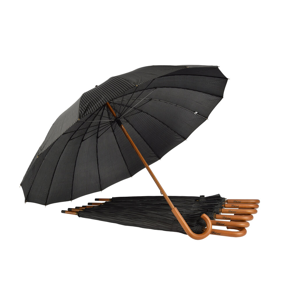 Discountershop 7x Black and White Umbrellas: Compact Protection for Adults - 16 Lanes Discountershop 7x Black and White Umbrellas: Compact Protection for Adults - 16 Lanes