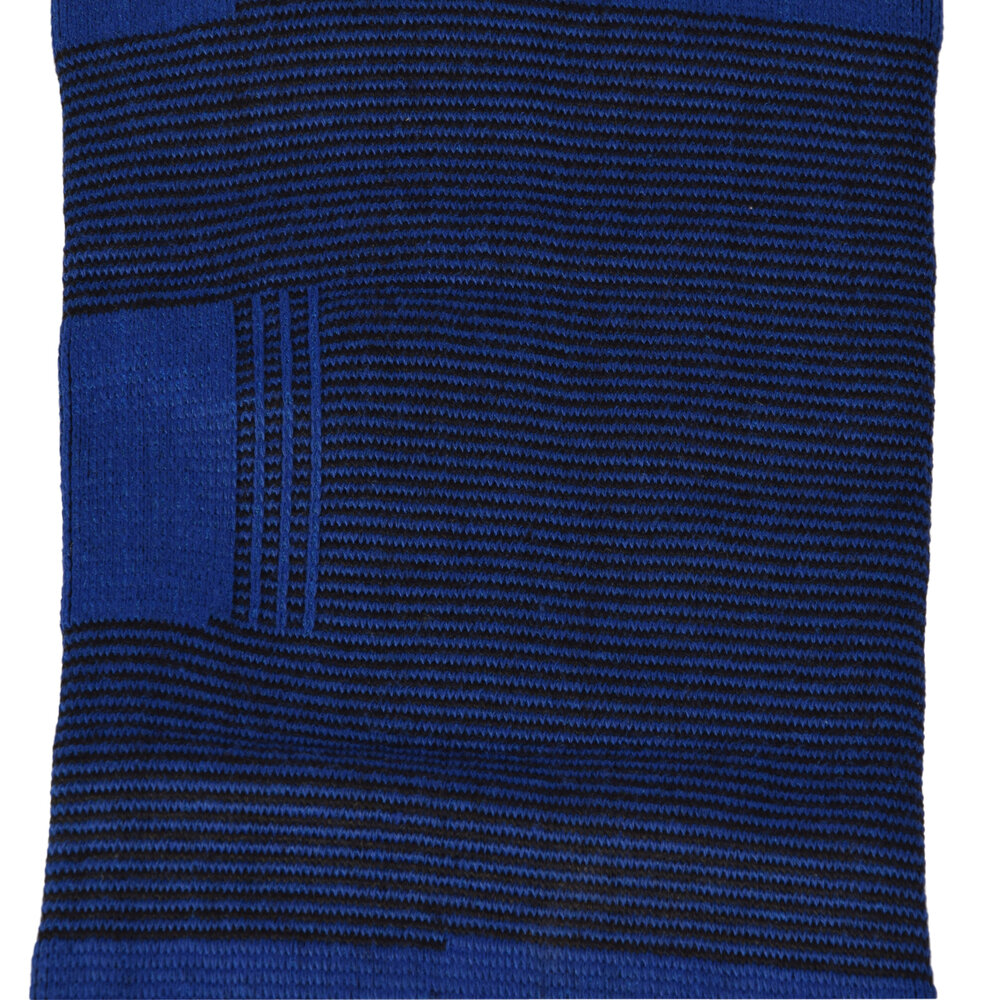 Discountershop Elastic Knee Bandage in Blue | Knee brace to support injuries, osteoarthritis and meniscus problems | 45gm, 13cm x 22.5cm Discountershop Elastic Knee Bandage in Blue | Knee brace to support injuries, osteoarthritis and meniscus problems | 45gm, 13cm x 22.5cm