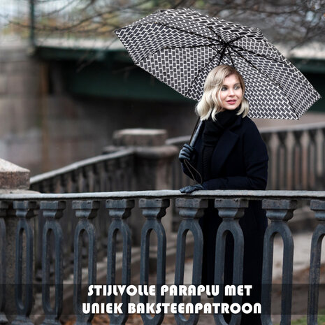 Discountershop Sturdy Folding Umbrella - Windproof and Sunproof - Black & Silver - Size: approx. 90cm x 53cm Discountershop Sturdy Folding Umbrella - Windproof and Sunproof - Black & Silver - Size: approx. 90cm x 53cm