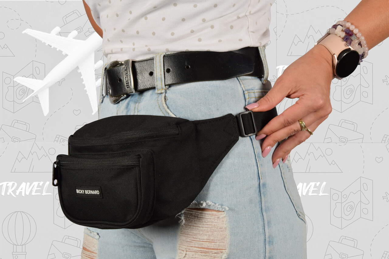 Bicky Bernard  Unisex Heuptas Zwart | 13cm x 30cm | Nylon Heuptas Voor Wandelen Reizen Sporten | Crossbody Phone Pouch en Paspoorthouder voor Dames & Heren | 3 Compartimenten | Niet Geschikt voor Laptop | Sport Heuptas Bicky Bernard  Unisex Heuptas Zwart | 13cm x 30cm | Nylon Heuptas Voor Wandelen Reizen Sporten | Crossbody Phone Pouch en Paspoorthouder voor Dames & Heren | 3 Compartimenten | Niet Geschikt voor Laptop | Sport Heuptas