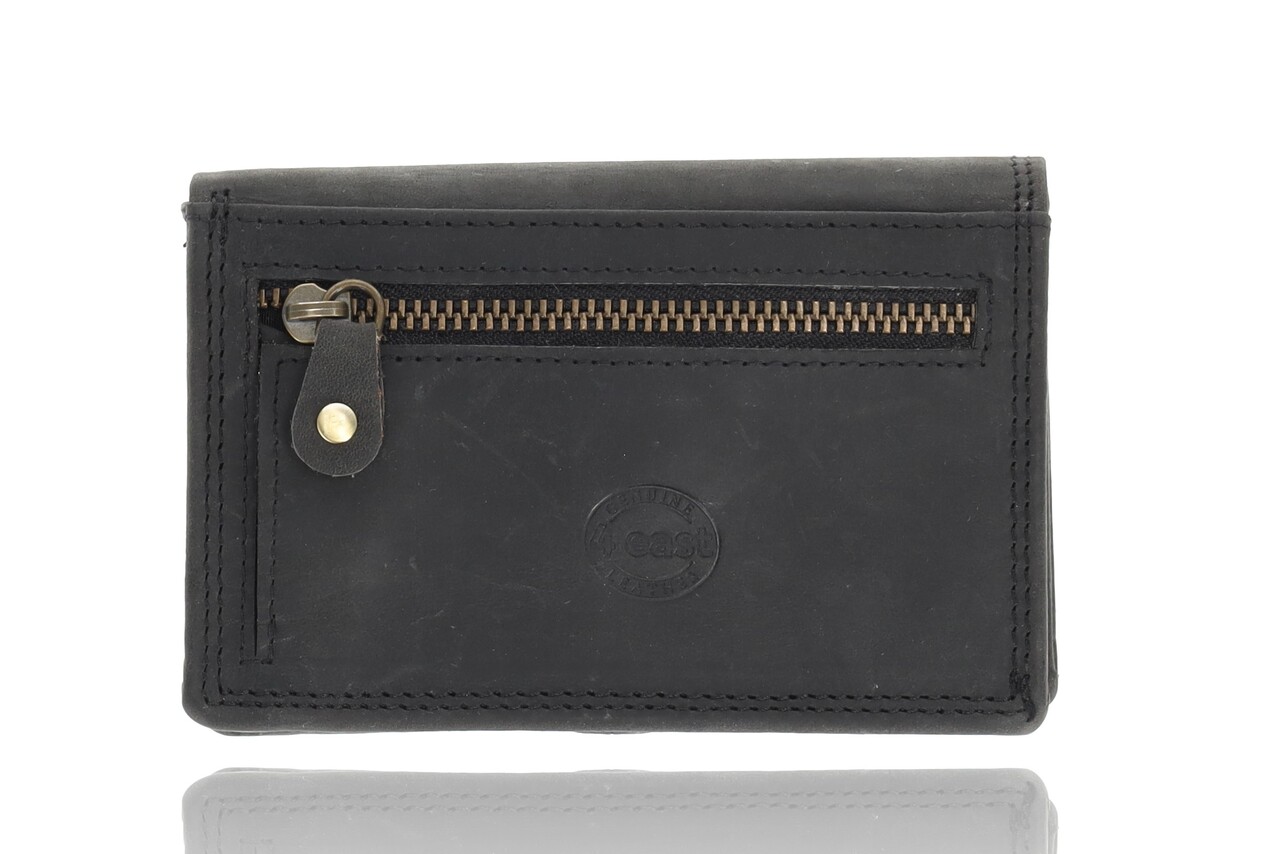 4 East RFID Wallet | Buffalo leather | 14 Passes | Coin compartment | Press studs | Buffalo leather | Money Exchange | 8.5x12.5x3cm 4 East RFID Wallet | Buffalo leather | 14 Passes | Coin compartment | Press studs | Buffalo leather | Money Exchange | 8.5x12.5x3cm