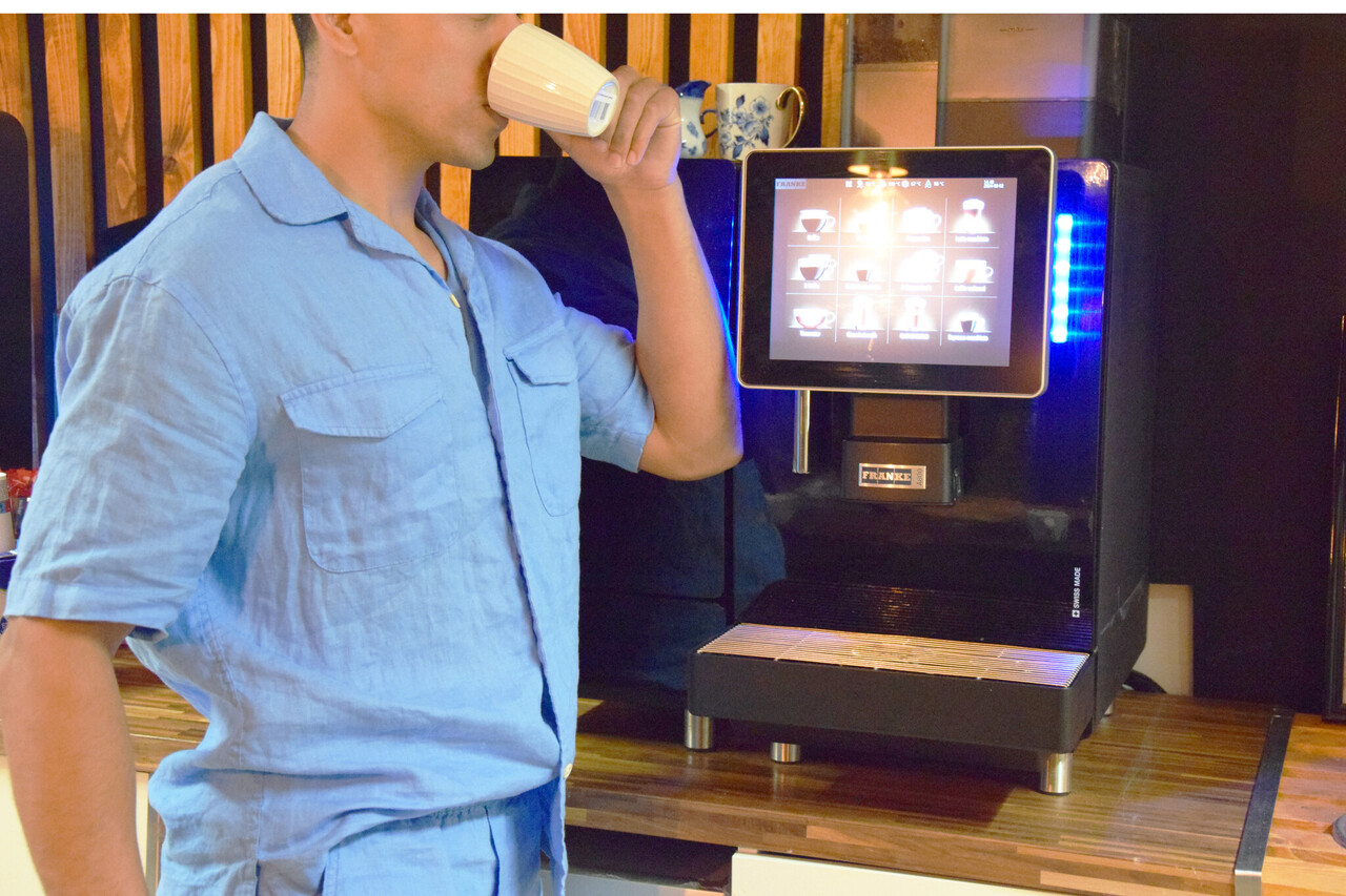 Discountershop Ceramic Coffee Mug with Handle 2 pcs - 200ml Espresso Cup - Perfect for Hot Chocolate, Latte, and Tea - Ideal for Home & Office Use Discountershop Ceramic Coffee Mug with Handle 2 pcs - 200ml Espresso Cup - Perfect for Hot Chocolate, Latte, and Tea - Ideal for Home & Office Use