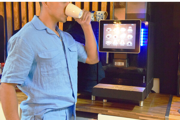 Discountershop Koffiebekers set van 3 - Koffiemokken met oor & Aardewerk Espresso kopjes 200 ml - Luxe Theemokken & Koffietassen Discountershop Koffiebekers set van 3 - Koffiemokken met oor & Aardewerk Espresso kopjes 200 ml - Luxe Theemokken & Koffietassen