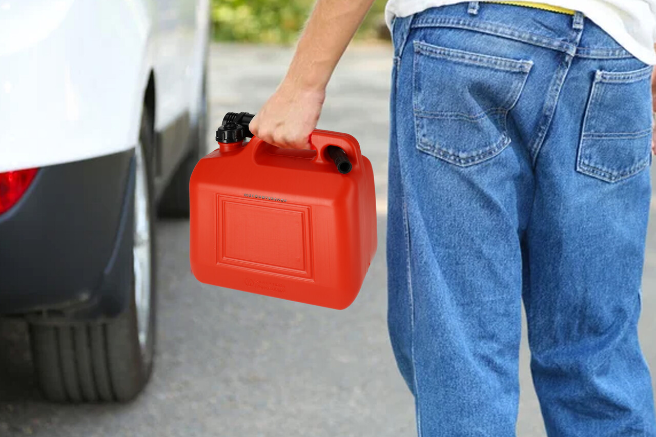 Discountershop Fuel Jerry Can 5 Liter - Set of 2 - Red Gasoline Can with Pouring Spout - Plastic Plastic Jerry Can with Lockable Hood Discountershop Fuel Jerry Can 5 Liter - Set of 2 - Red Gasoline Can with Pouring Spout - Plastic Plastic Jerry Can with Lockable Hood