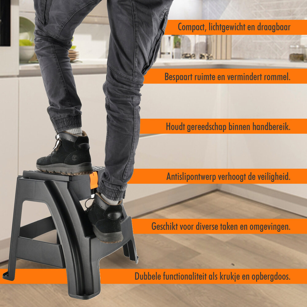 Discountershop Opstapkruk met Opbergvak - Zwart/Oranje - Antislip, Handgreep, 120 kg - Keukenkruk, Trapje voor Caravan, Camper, Huis & Magazijn Discountershop Opstapkruk met Opbergvak - Zwart/Oranje - Antislip, Handgreep, 120 kg - Keukenkruk, Trapje voor Caravan, Camper, Huis & Magazijn