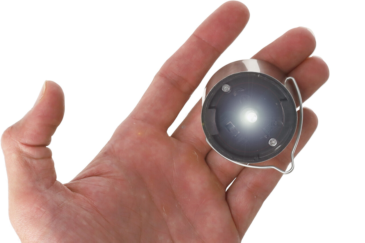 Discountershop Solar Outdoor Lighting LED - Waterproof Solar Lantern 1.2 Volt - Charging time 6-8 hours - Solar Garden Lighting with Sensor and Wall Hook Discountershop Solar Outdoor Lighting LED - Waterproof Solar Lantern 1.2 Volt - Charging time 6-8 hours - Solar Garden Lighting with Sensor and Wall Hook