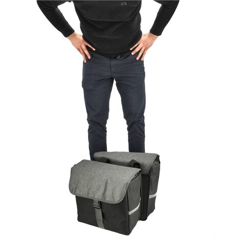 Discountershop Dubbele Fietstas Zwart - 40 Liter – Pakafstas Waterafstotend – Universele Bevestiging - Fietstas Achterdrager