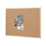 Prikborden met houten lijst