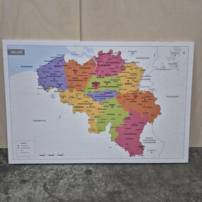 OUTLET - Prikbord Landkaart België - 60x90cm - 6mm kurk verlijmd op 9mm multiplex