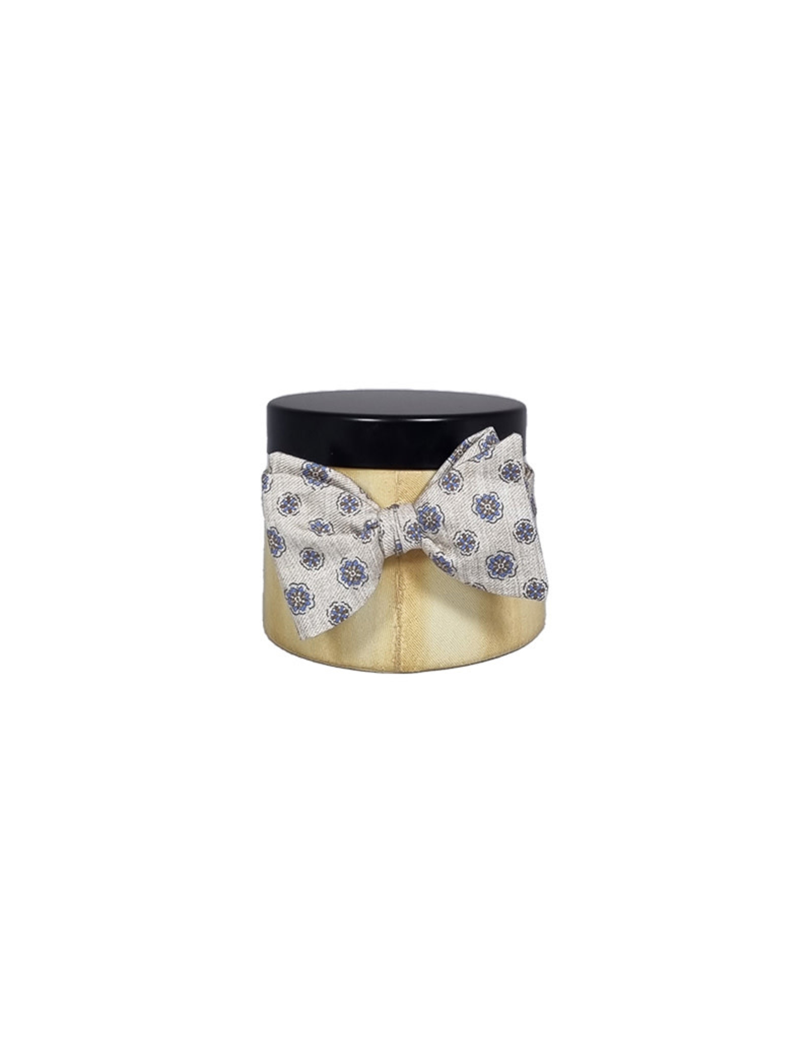 Calabrese Calabrese bow tie medallion beige