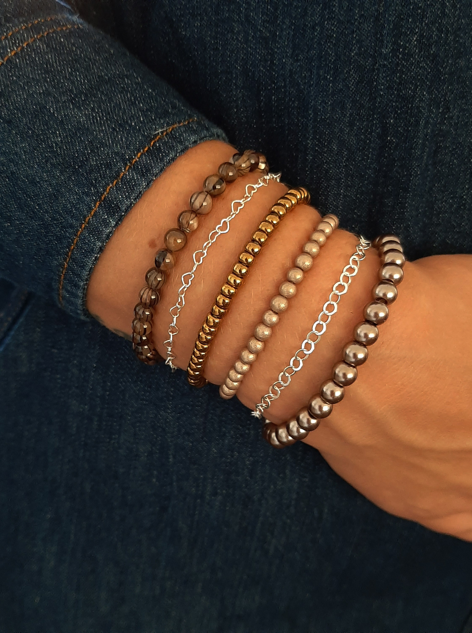 Glass pearl bracelet beige