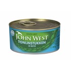 Tonijnstukken in water