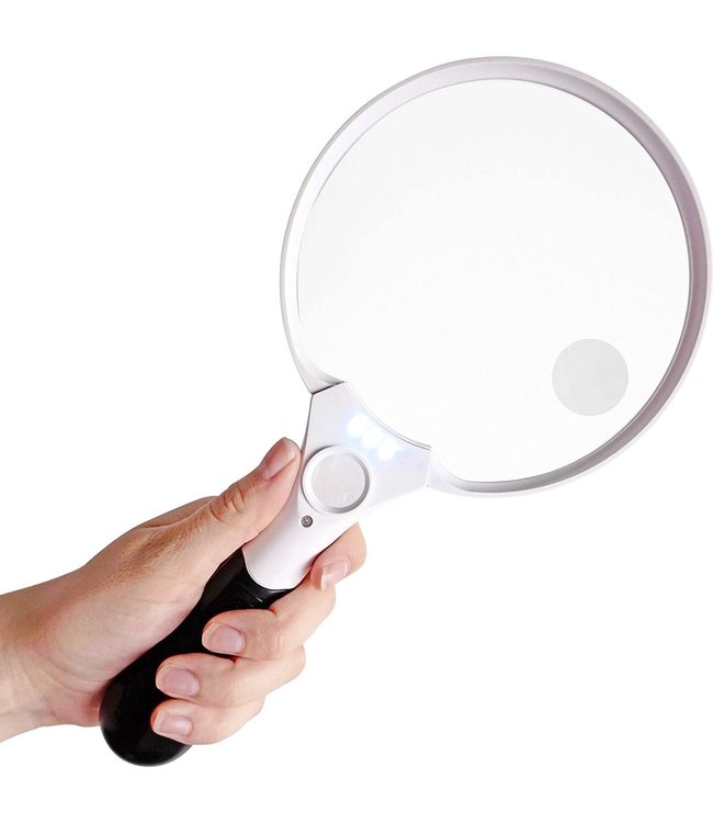 Koop Tweedekans Safe Age® Vergrootglas verlichting – 3 x – 2x 4x – Leesloep voor ouderen - Loeplamp led verlichting - Vergrootglas voor volwassenen Online bij 2dekansje.com -