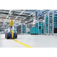 thumb-Lang haltbare und gerade Linien bei jedem Einsatz Gerade Linien dank stabiler Konstruktion und feststehenden Rädern Die Abrollvorrichtung für die Markierungsbänder ganz einfach an das BradyLine Bodenmarkiergrät mit einer Schraube befestigen Einfaches Ein-4