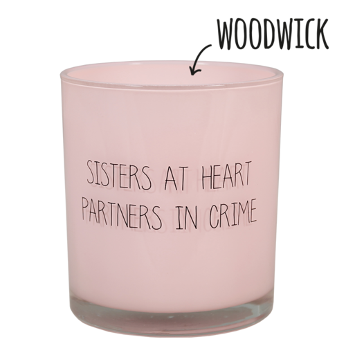 Soy candle - Sisters at heart. Partners in crime