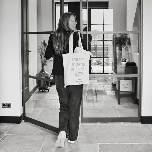 My Flame Lifestyle Canvas tas - I could give up shopping but I'm not a quitter