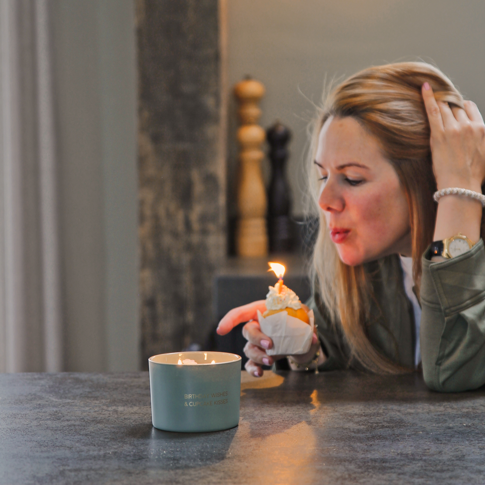 My Flame Lifestyle Sojakaars - Birthday wishes & cupcake kisses - Minty Bamboo