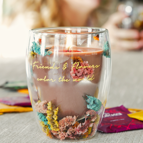 My Flame Lifestyle Soy candle - Friends & flowers color the world - Silky tonka